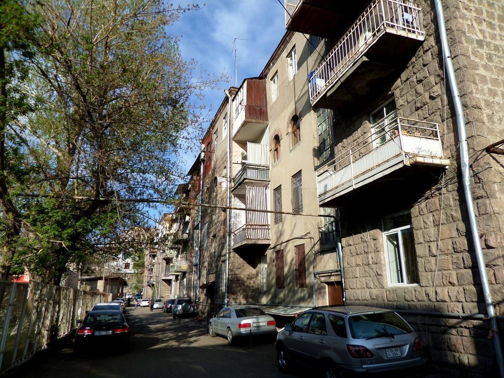 Ara & Gaya Аpartment Yerevan Exterior foto